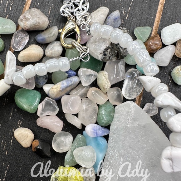 100 AUTHENTIC HOWLITE PUKA BEACH  NECKLACE - Picture 6 of 7